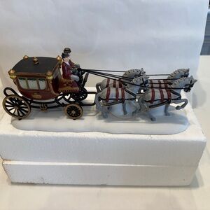 Department 56 Heritage Village “Royal Coach” #5578-6 Stagecoach Team